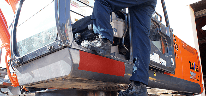 safety-grip-on-digger-10 red