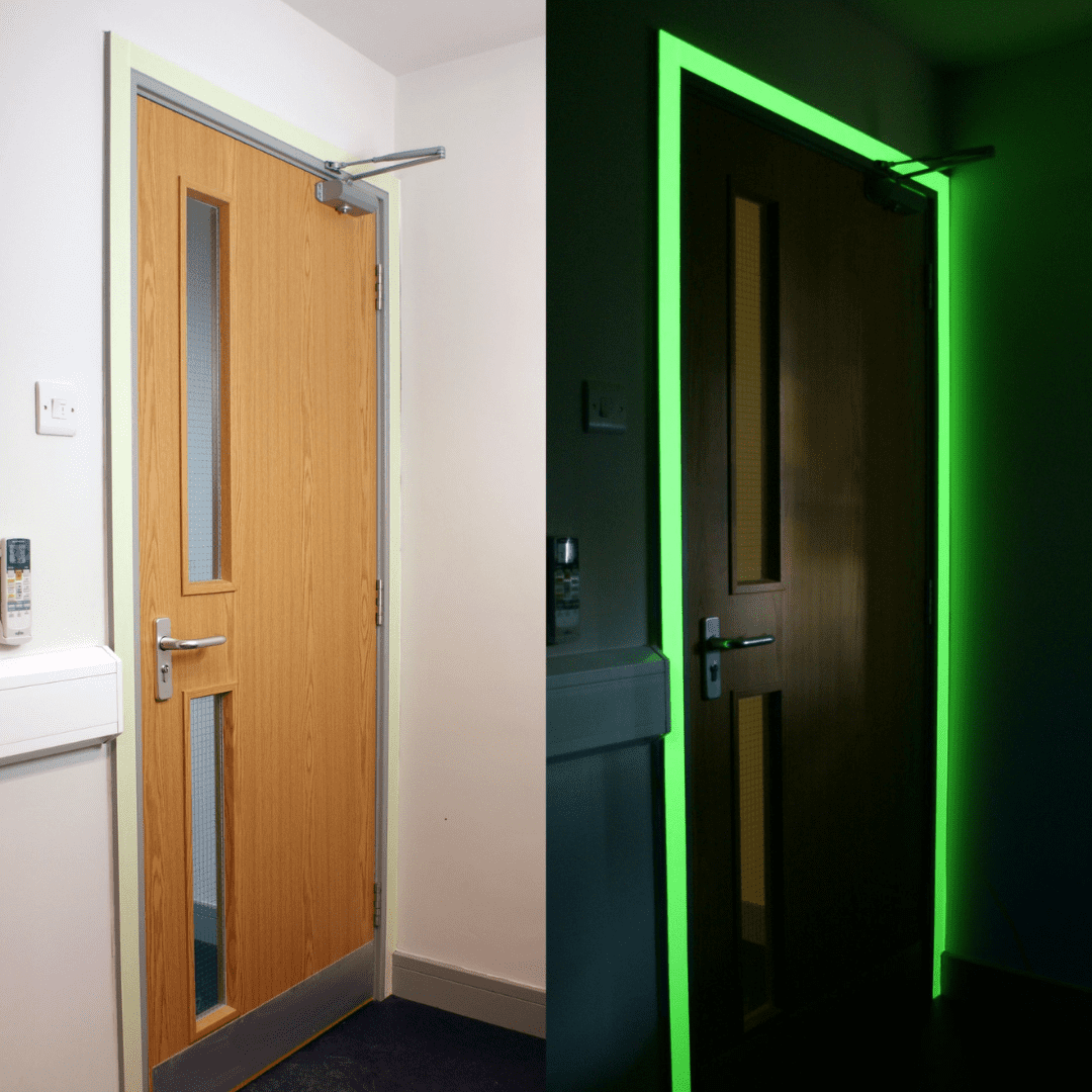 Nastro di segnalazione fosforescente per uscite di sicurezza - H8101